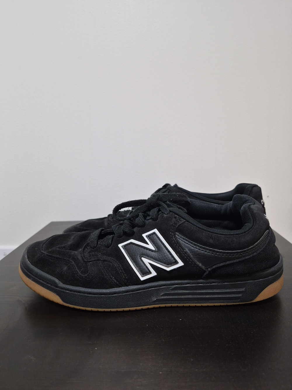 New Balance Men's Black Suede Athletic Sneakers 480